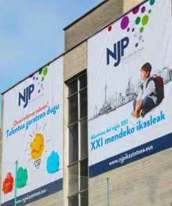 Alternative view of Lona publicitaria impresa