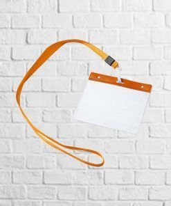 Lanyard con mosquetón e identificador naranja