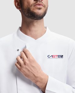 ropa-hosteleria-camareros-personalizada-rincon-victoria.webp Delantales y camisas de hostelería personalizadas para restaurantes en Rincón de la Victoria