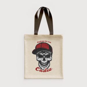 diseno-merchandising-malaga-bolsa.webp Diseño de marca aplicado en bolsa de tela corporativa.