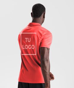 Camiseta de algodón personalizable, perfecta para empresas, regalos o eventos en Málaga.