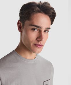 Camiseta personalizada en Málaga con diseño propio