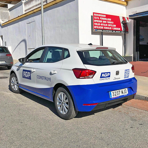 rotulacion-vehiculos-malaga-coche-vinilo.webp Rotulación de vehículo en Málaga con vinilo profesional