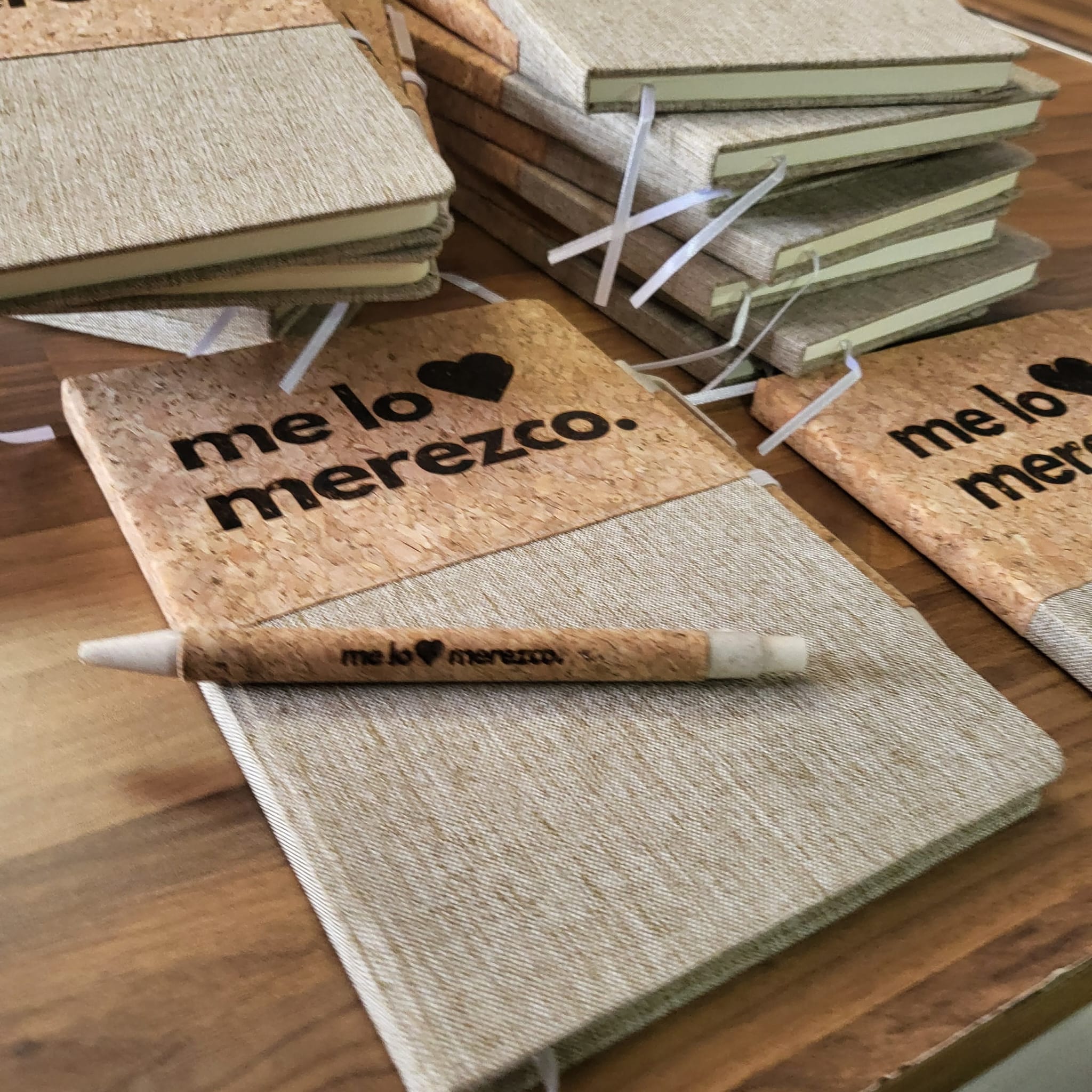 Madera preparada para corte y grabado láser